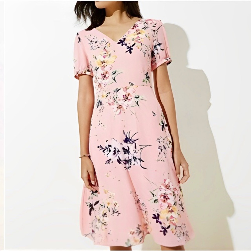 Loft | Blush Pink floral puff sleeve v neck midi dress | Size 0